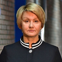 Степанова Елена