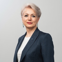 Коршунова Лариса